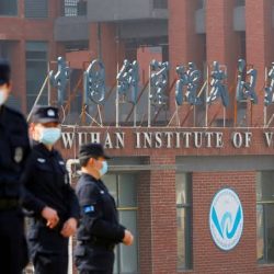 Equipo de la OMS visita el laboratorio de murciélagos chino en el centro de las conspiraciones del coronavirus