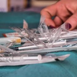 «Hay más de 100 países que no han aplicado ni una sola vacuna», reclama México ante la ONU