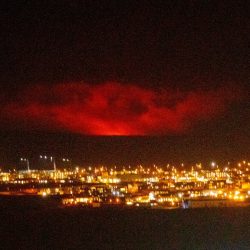 Entra en Erupción volcán de Islandia