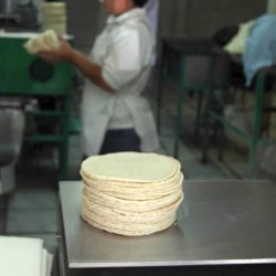 Aumenta precio de tortilla en México; alcanza hasta $20 por kilo en algunas ciudades